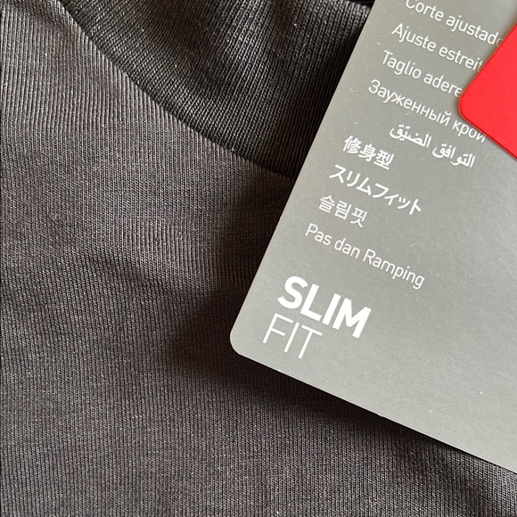 PUMA Black Sleeveless Top women’s - Picture 8 of 9